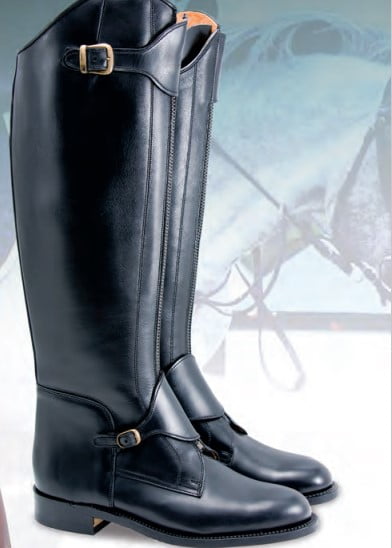 BOTA POLO CON SALVAESTRIBOS