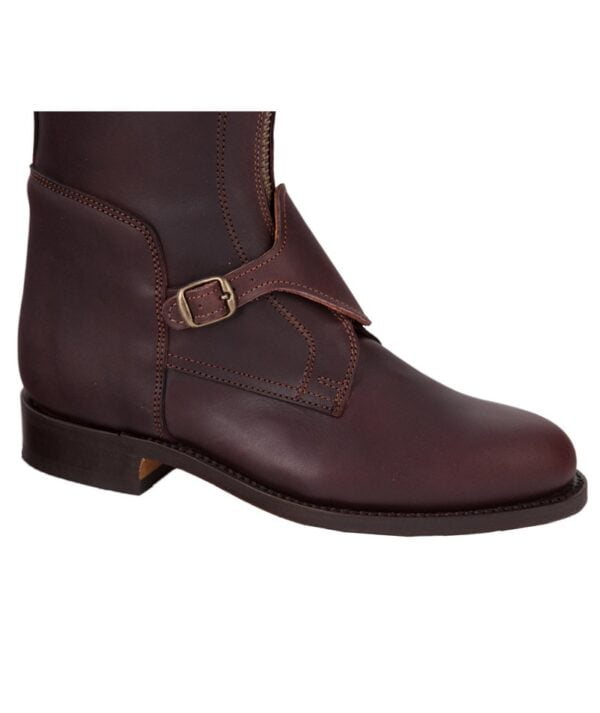 BOTA POLO CON SALVAESTRIBOS TERNERA